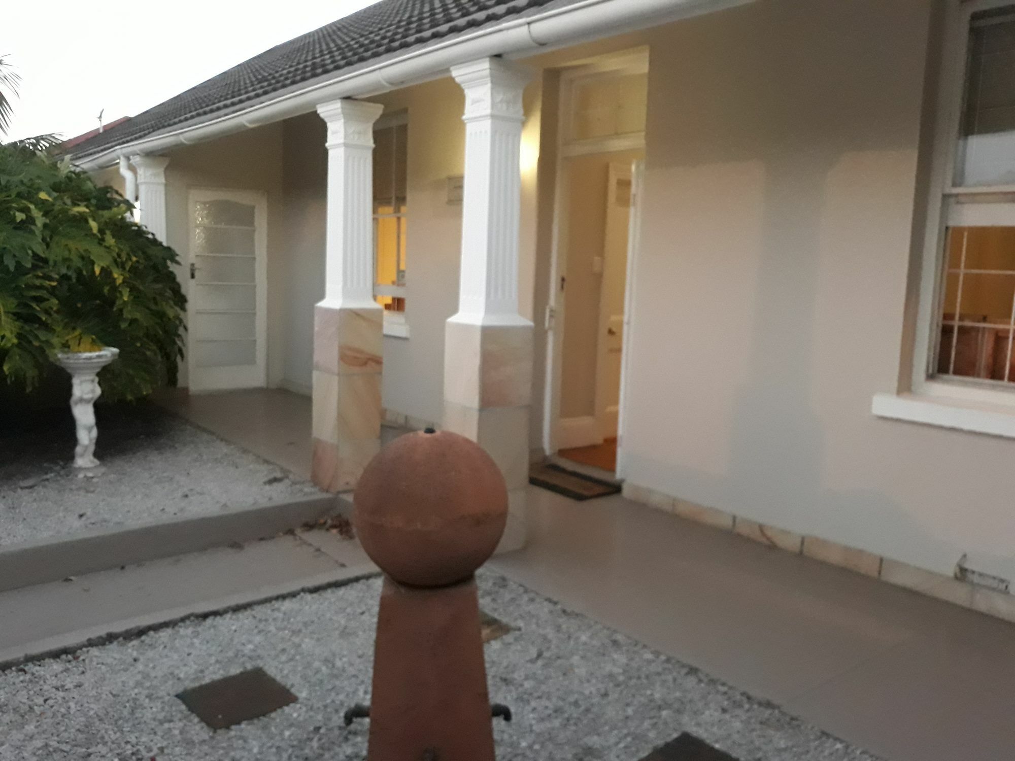 Guesthouse On Irvine 포트엘리자베스 외부 사진